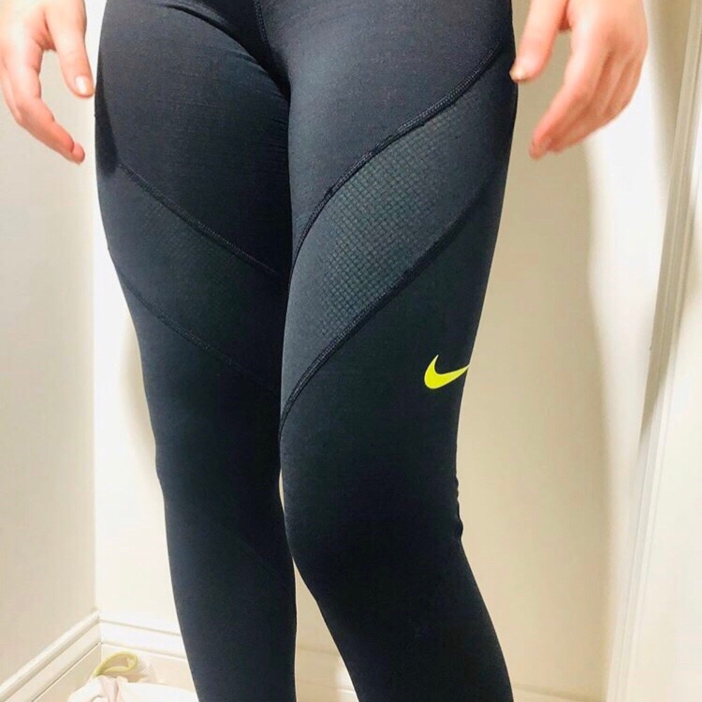 NIKE PROS